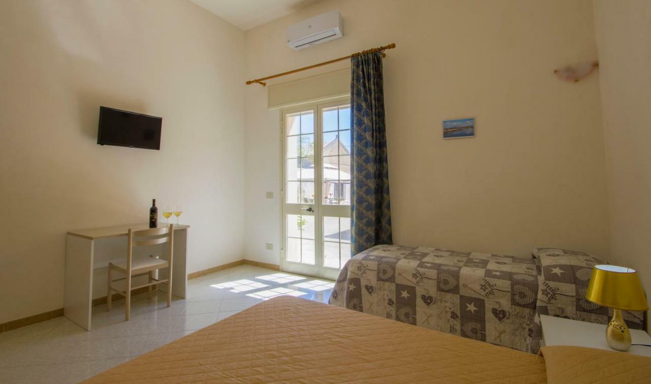 B&B Isole Dello Stagnone Birgi Vecchi Exterior foto